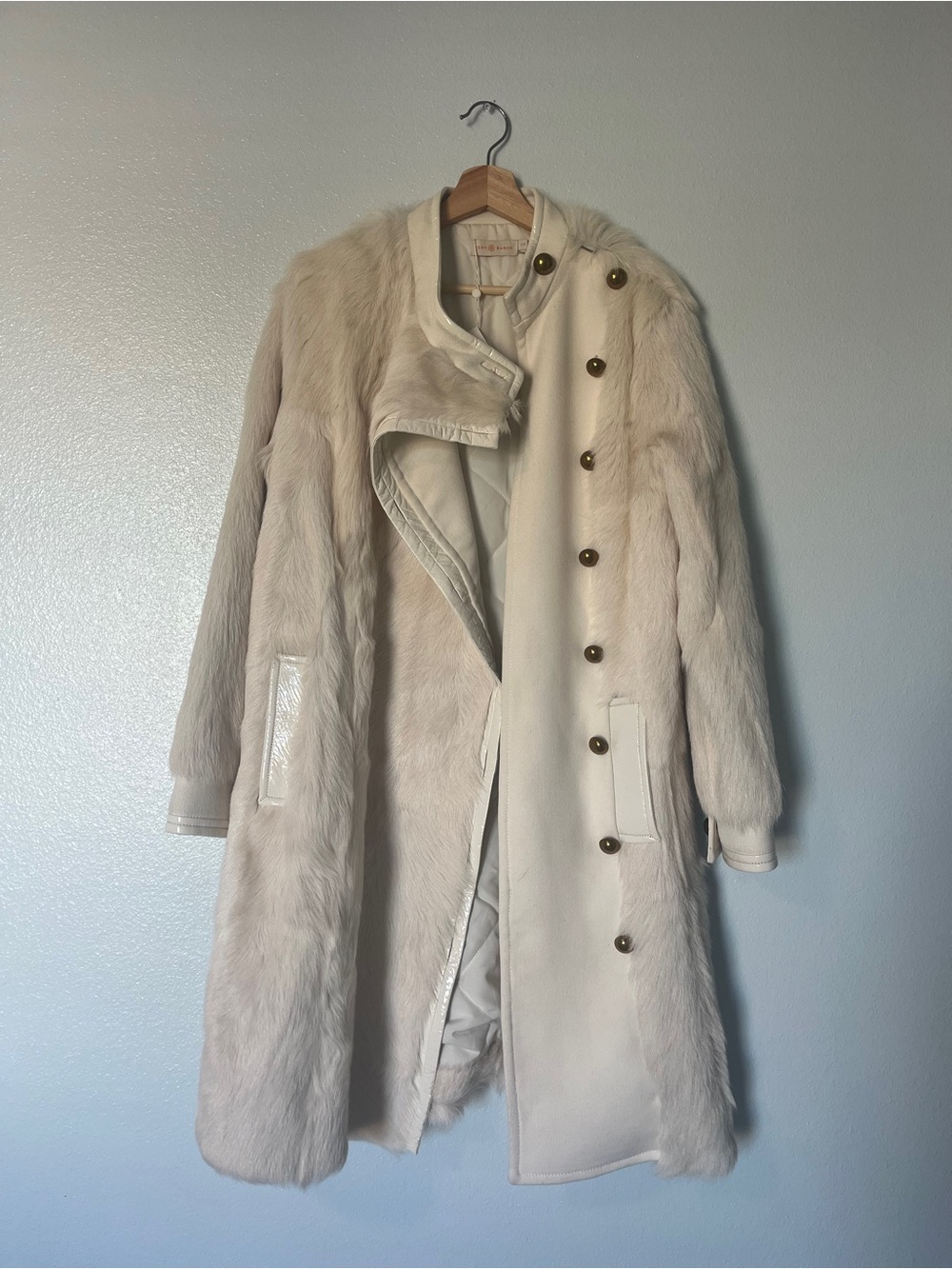 New with tags and never worn Tory Burch cream faux fur coat!
